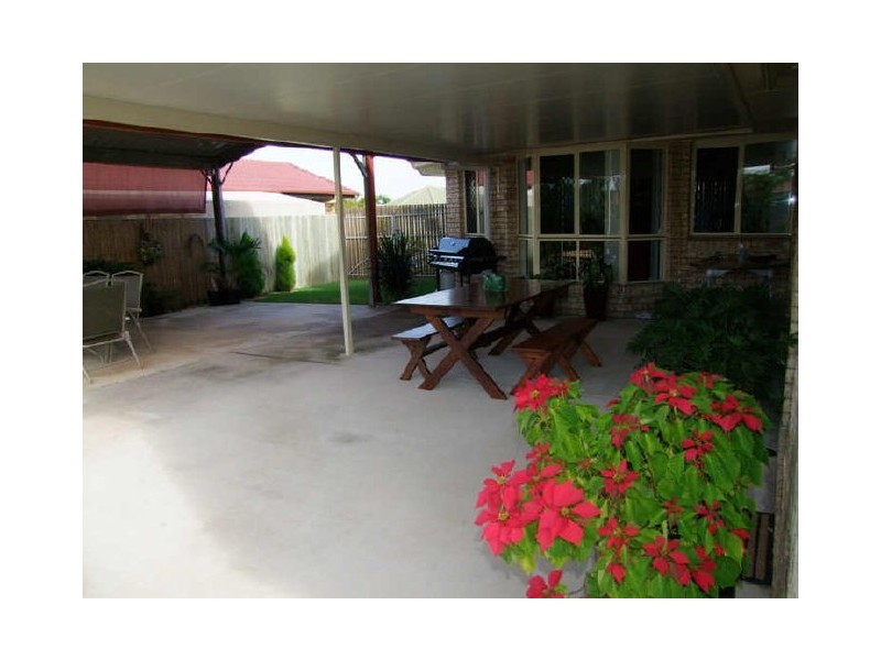 Sandstone Point QLD 4511