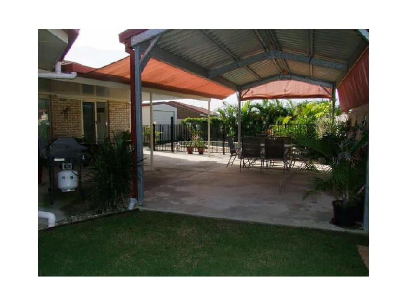 Sandstone Point QLD 4511