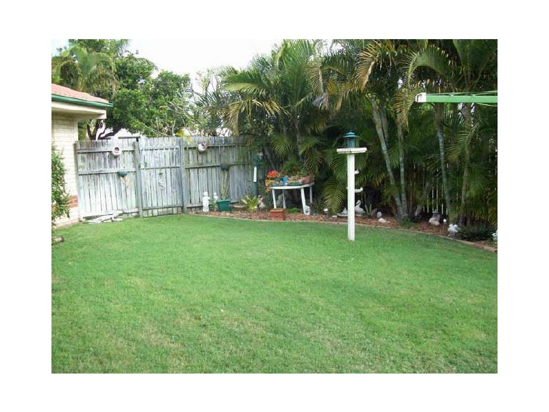 Sandstone Point QLD 4511