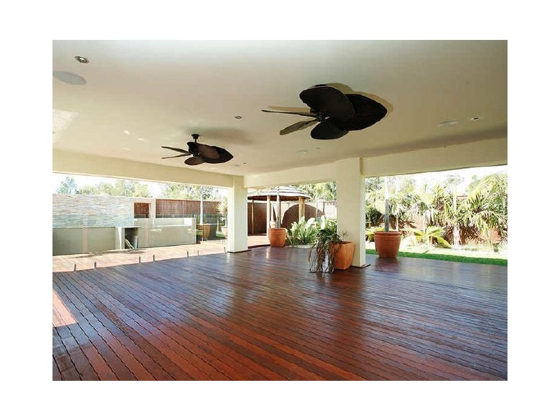 182 Marina Boulevarde, Banksia Beach QLD 4507
