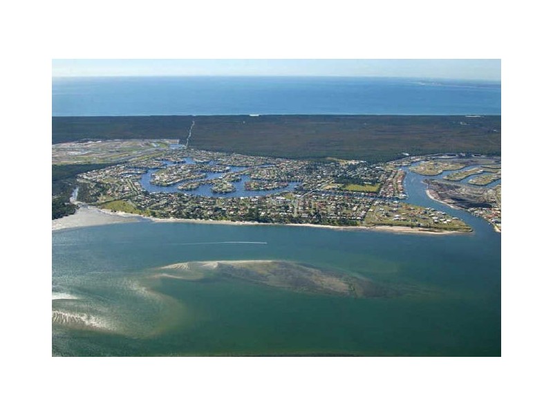 23 North Point, Banksia Beach QLD 4507
