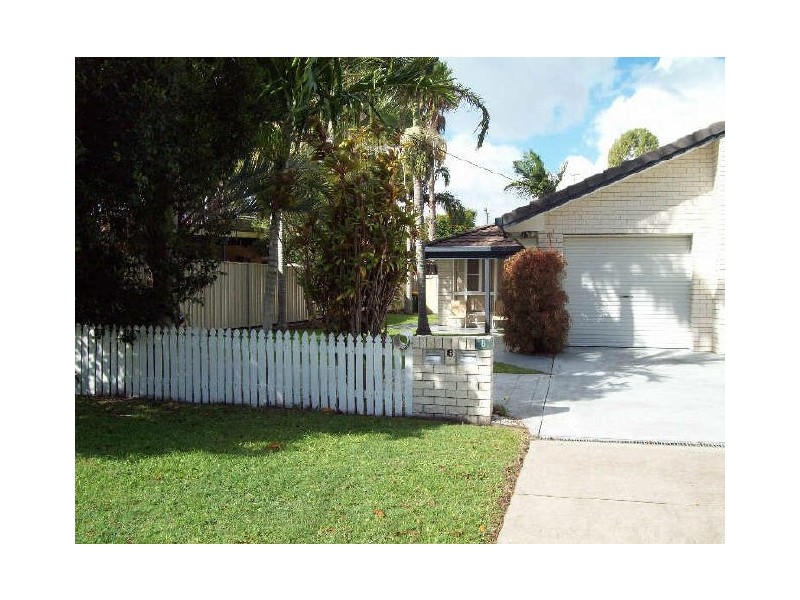 2/8 Dianthus Avenue, Banksia Beach QLD 4507