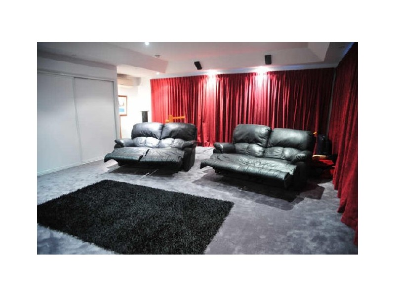 6 Malva Court, Bongaree QLD 4507