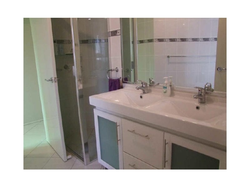 12 Endeavour Dr, Banksia Beach QLD 4507