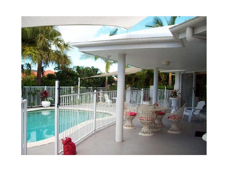1 Albatross Court, Banksia Beach QLD 4507
