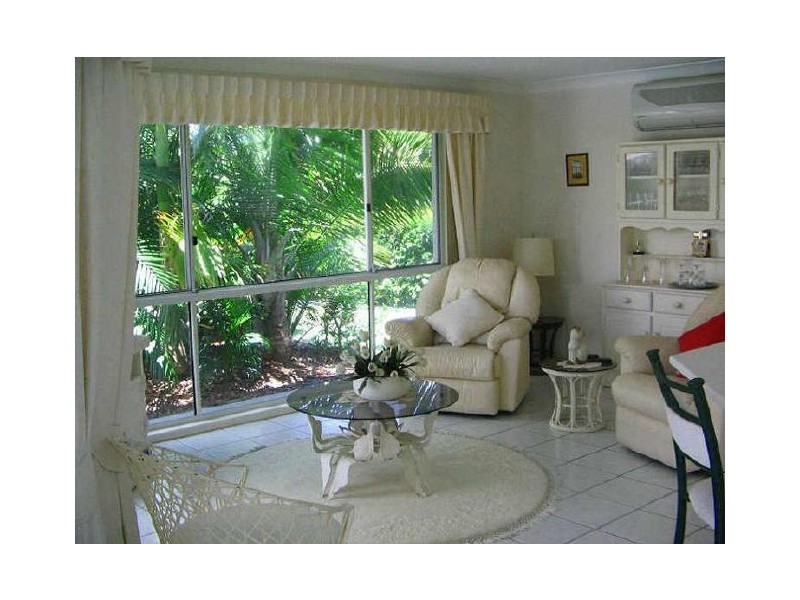 1 Albatross Court, Banksia Beach QLD 4507