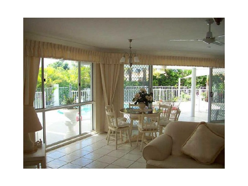 1 Albatross Court, Banksia Beach QLD 4507