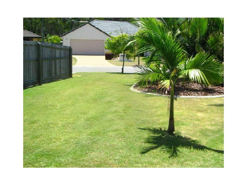 1 Albatross Court, Banksia Beach QLD 4507