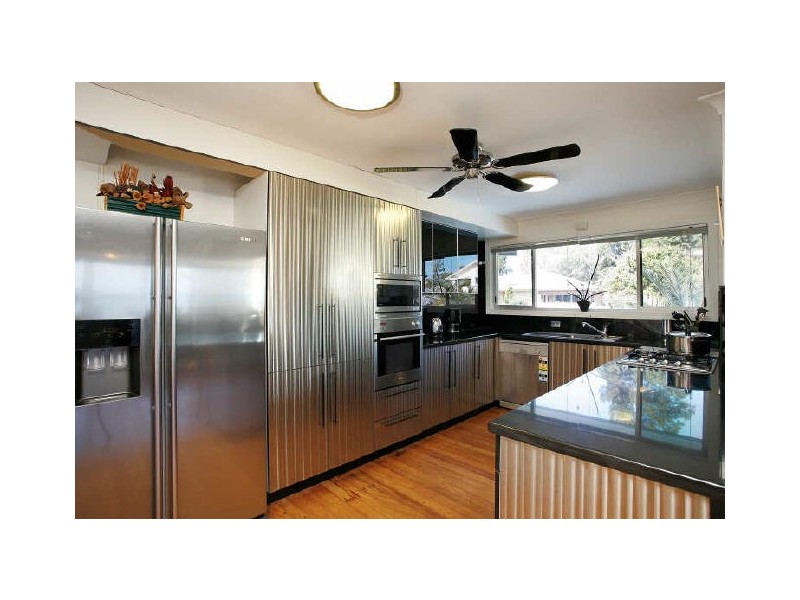 3 Palm Avenue, Bongaree QLD 4507