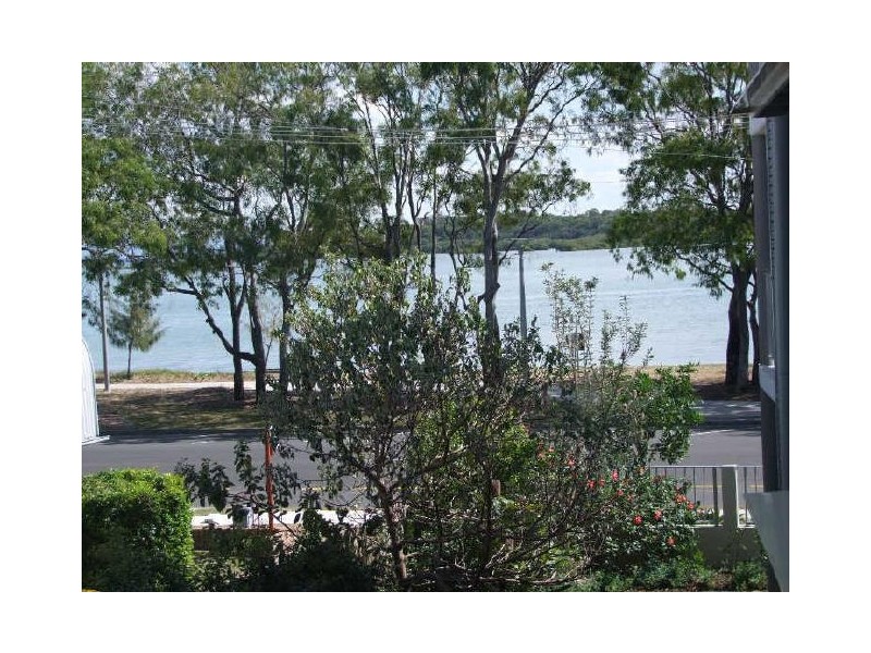 8/131 Welsby Parade, Bongaree QLD 4507