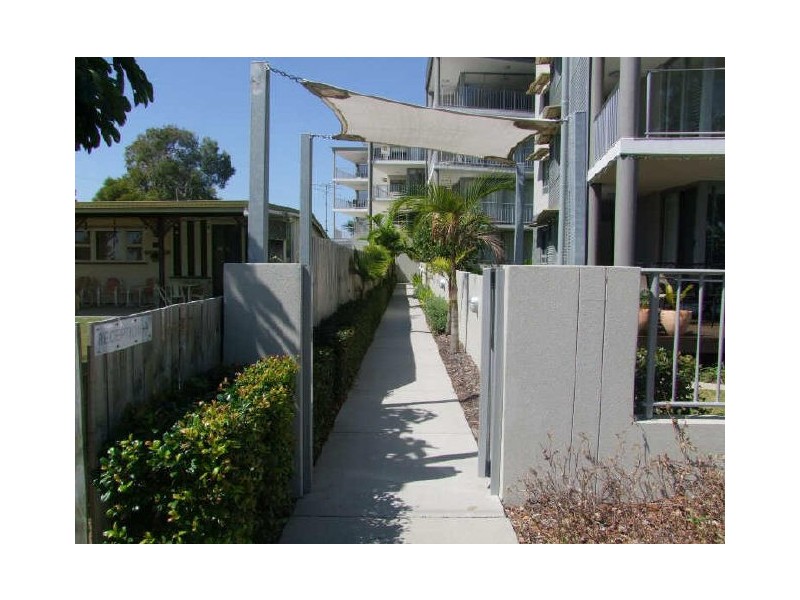 8/131 Welsby Parade, Bongaree QLD 4507