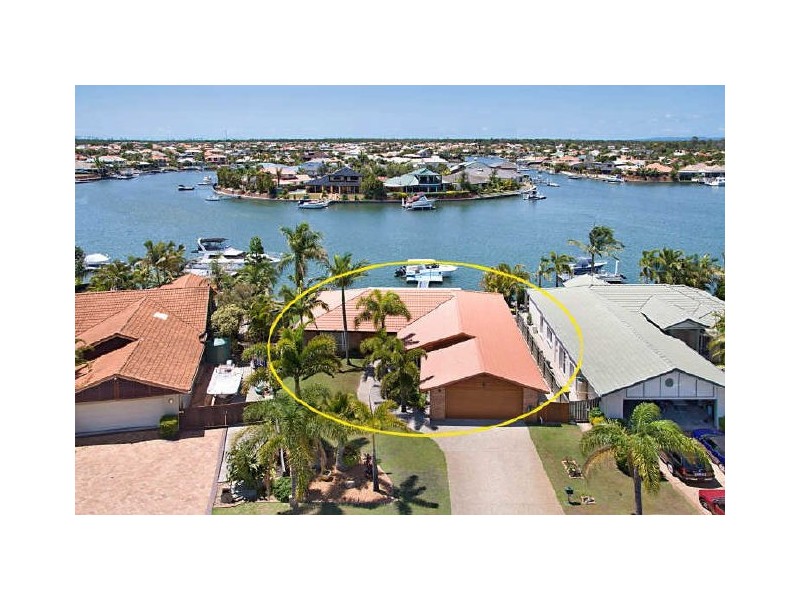 13 Carl Court, Banksia Beach QLD 4507