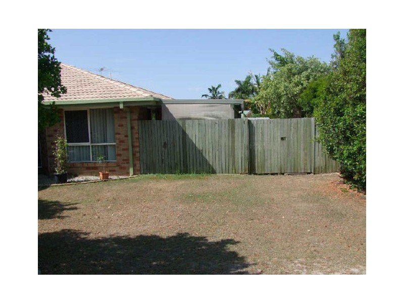 156 Bestmann Road, Sandstone Point QLD 4511