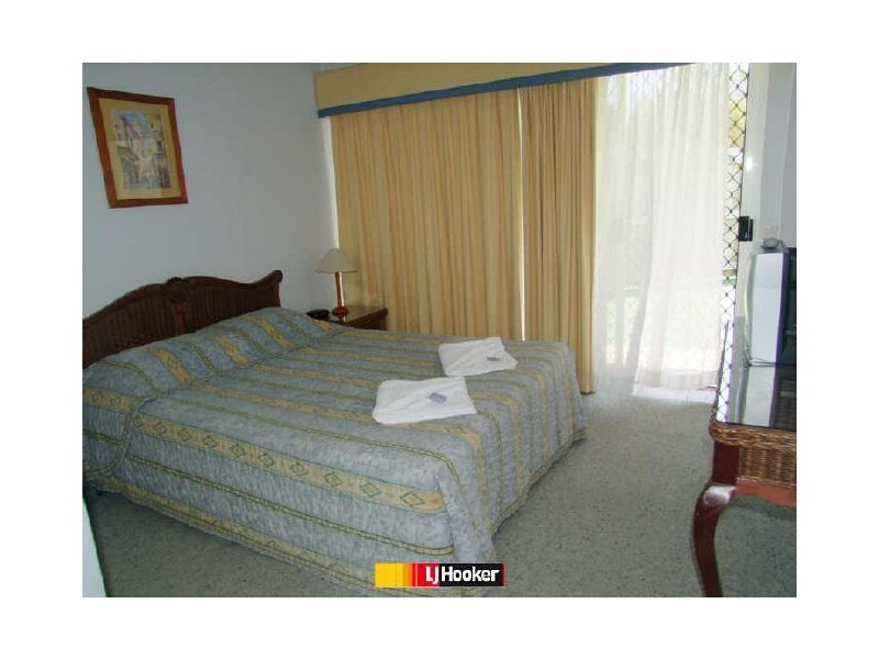 2/5 Links Court, Woorim QLD 4507