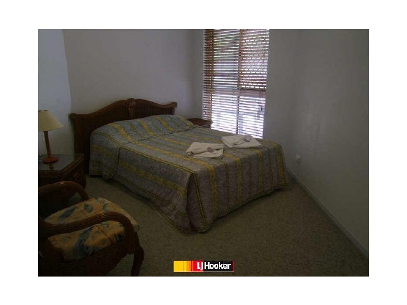 2/5 Links Court, Woorim QLD 4507