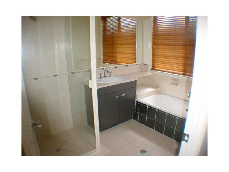 5 Seaeagle Place, Banksia Beach QLD 4507