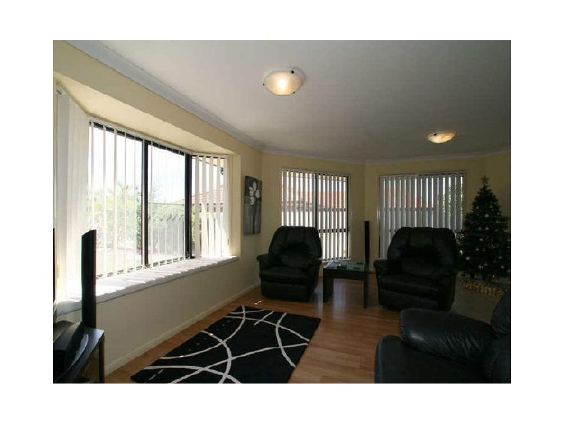 7 Coogee Place, Sandstone Point QLD 4511
