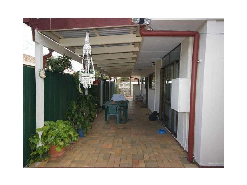 18 Alpinia Avenue, Banksia Beach QLD 4507
