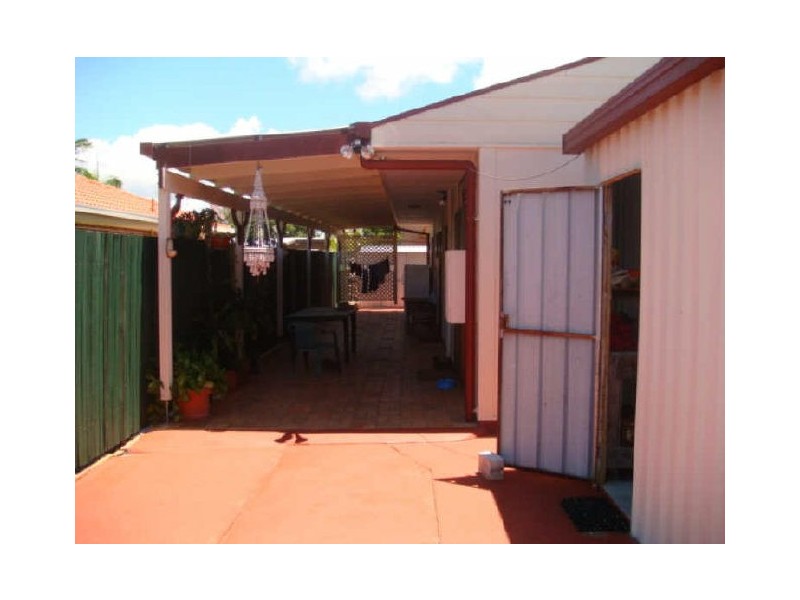 18 Alpinia Avenue, Banksia Beach QLD 4507