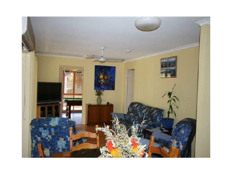 3 Carl Court, Banksia Beach QLD 4507