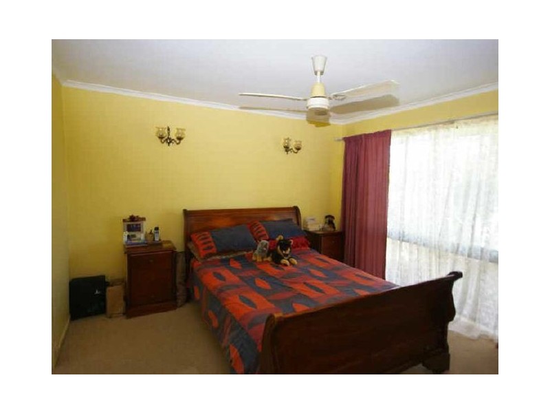 3 Carl Court, Banksia Beach QLD 4507