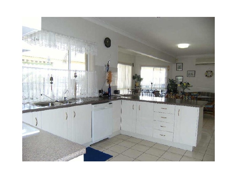 23 Tasman Court, Banksia Beach QLD 4507
