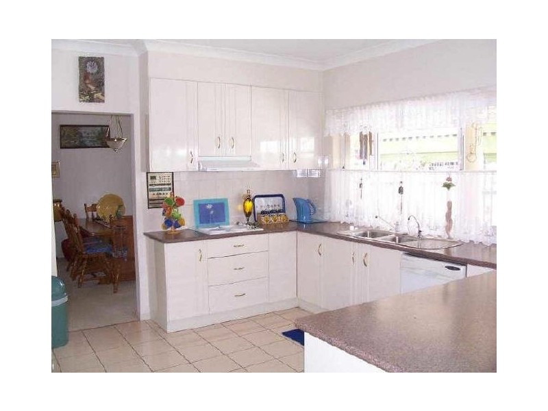 23 Tasman Court, Banksia Beach QLD 4507