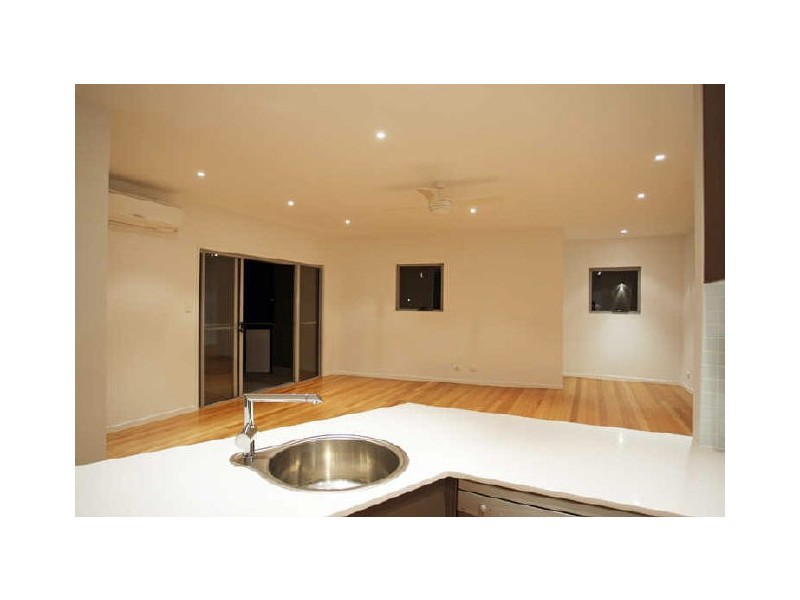 7/11 Wattle Avenue, Bongaree QLD 4507