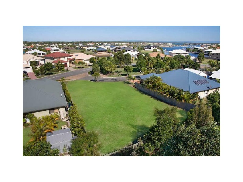 103 Cosmos Avenue, Banksia Beach QLD 4507