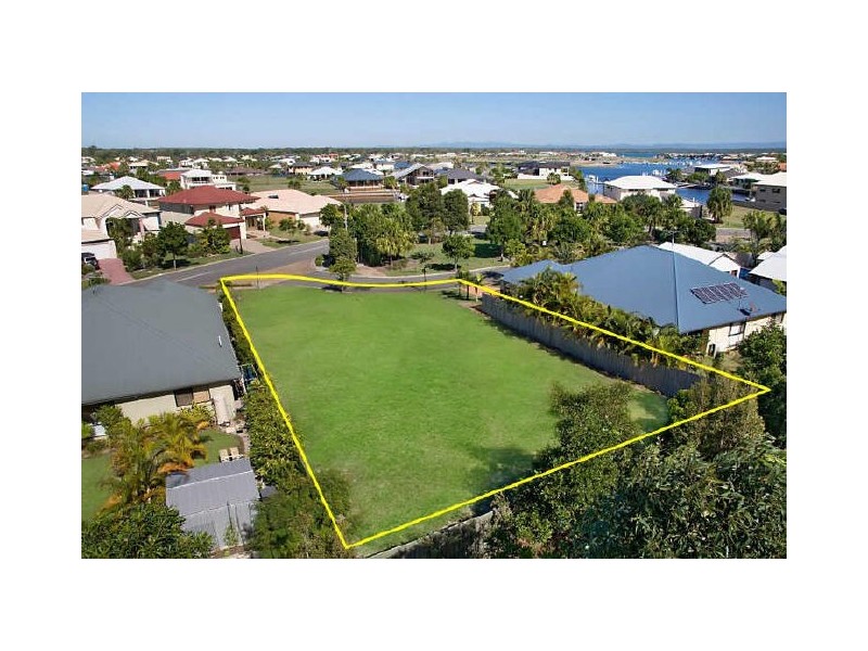 103 Cosmos Avenue, Banksia Beach QLD 4507