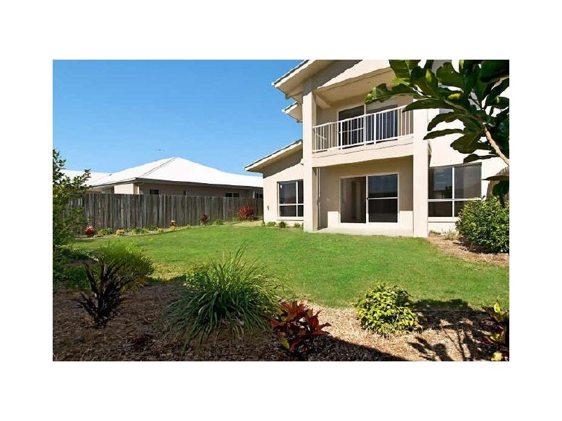 2/55 Marina Blvd, Banksia Beach QLD 4507