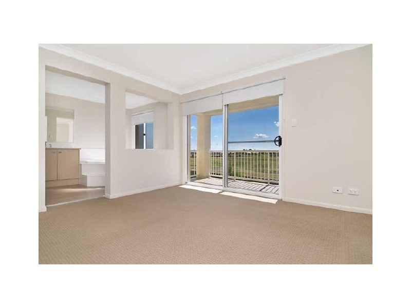 2/55 Marina Blvd, Banksia Beach QLD 4507