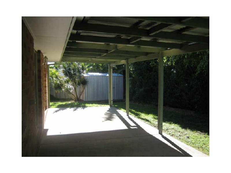 156 Bestmann Road, Sandstone Point QLD 4511