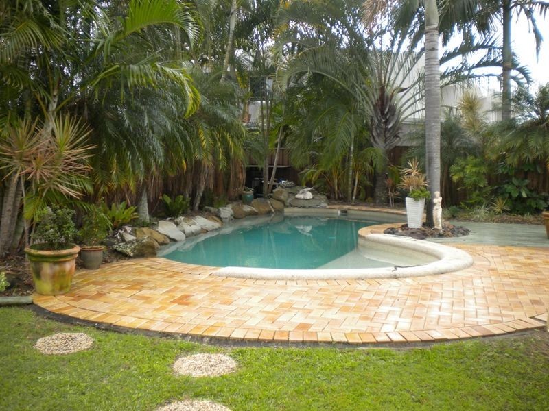 2/191 Sylvan Beach Esplanade, Bellara QLD 4507