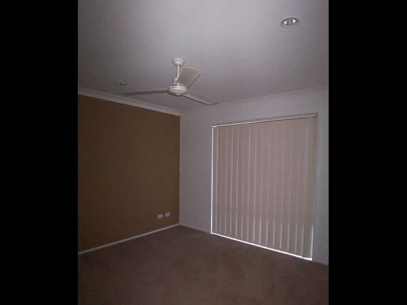 Sandstone Point QLD 4511