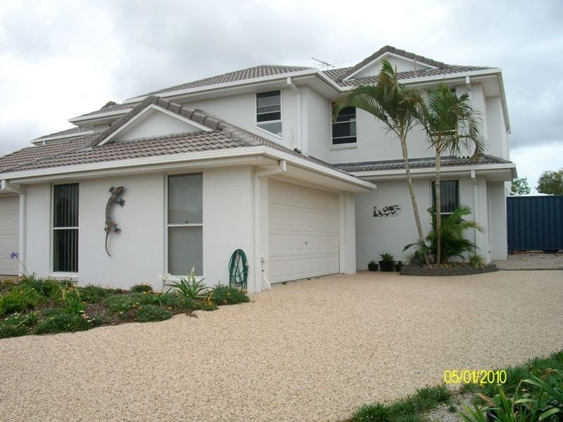 2/195 Endeavour Drive, Banksia Beach QLD 4507