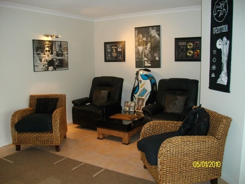 2/195 Endeavour Drive, Banksia Beach QLD 4507