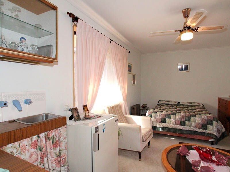 29 Hall Street, Bongaree QLD 4507