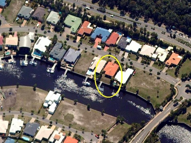 122 Cosmos Avenue, Banksia Beach QLD 4507