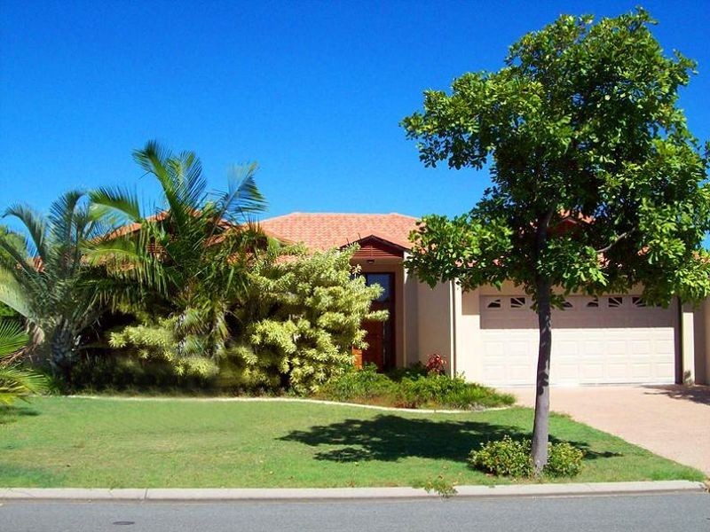 122 Cosmos Avenue, Banksia Beach QLD 4507