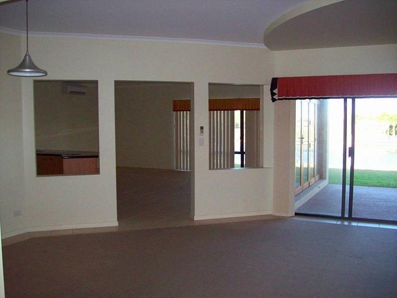 122 Cosmos Avenue, Banksia Beach QLD 4507