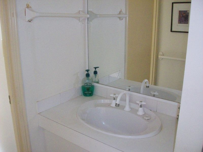 2/41 Dianthus Avenue, Banksia Beach QLD 4507