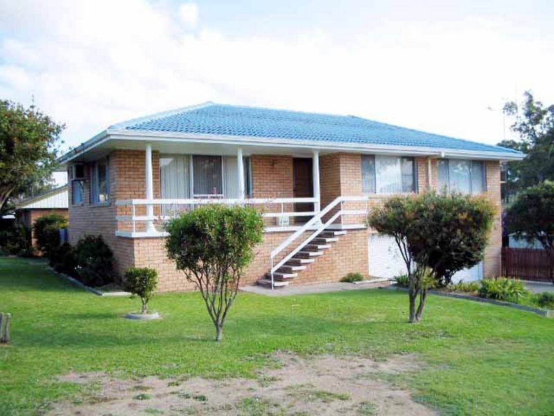 14 Bluegum Avenue, Wingham NSW 2429