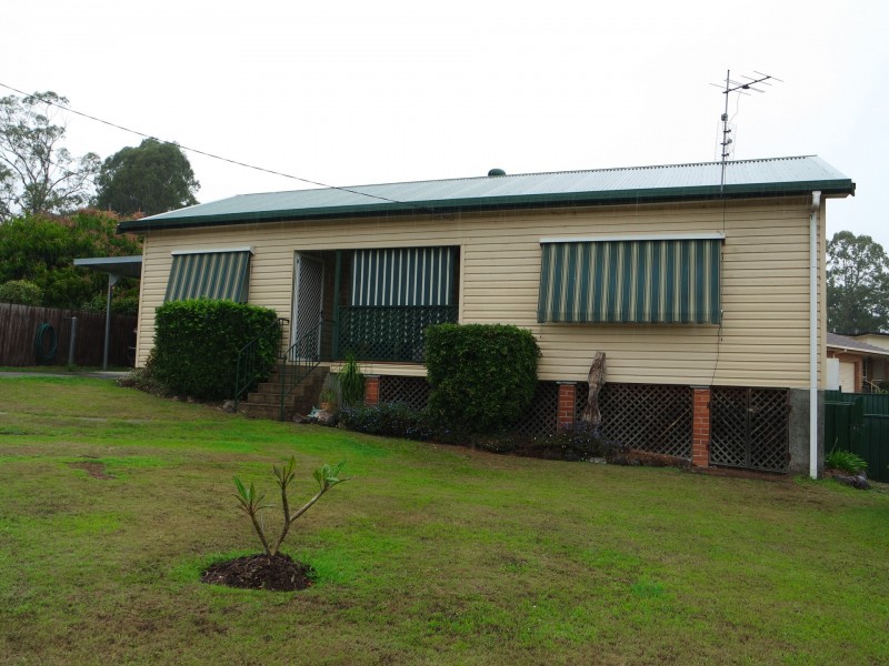 4 Moon Street, Wingham NSW 2429