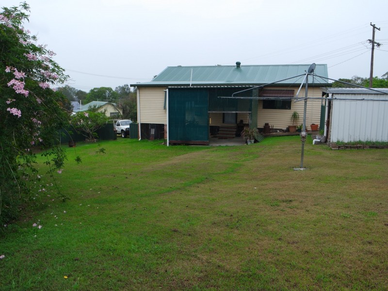 4 Moon Street, Wingham NSW 2429