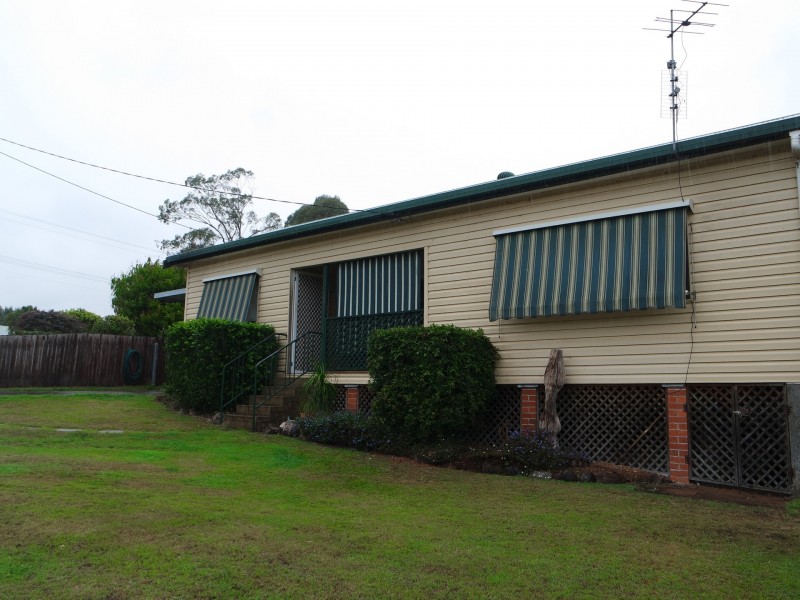 4 Moon Street, Wingham NSW 2429