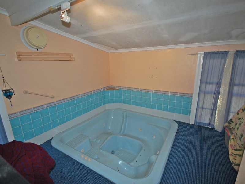 34 Bushland Drive, Taree NSW 2430