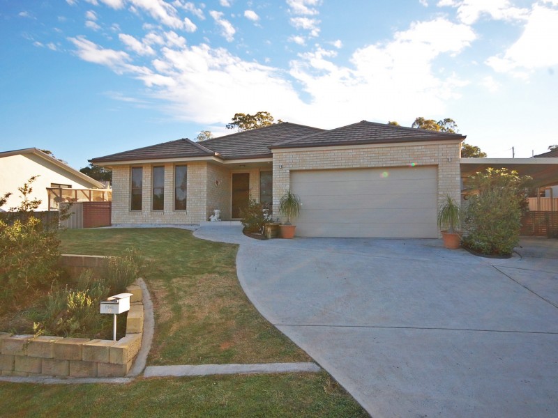 9 Rosedale Place, Tinonee NSW 2430