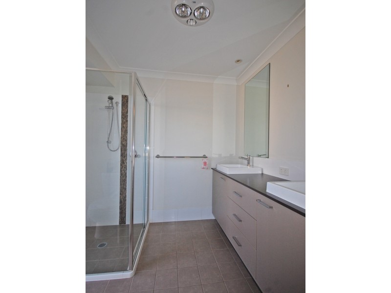 9 Rosedale Place, Tinonee NSW 2430