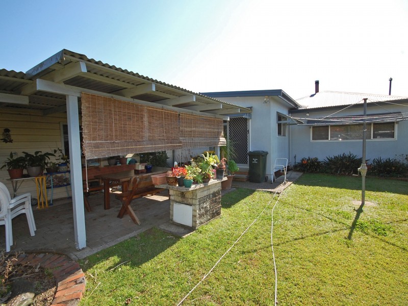 26 Combined Street, Wingham NSW 2429